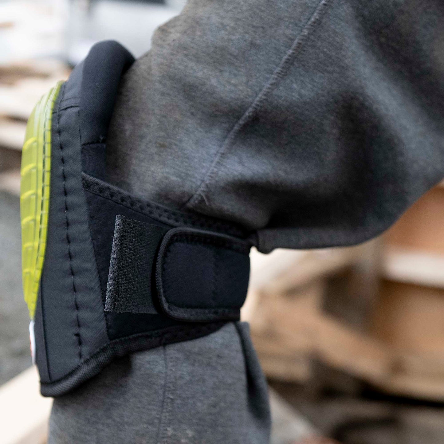 Pioneer Gel Knee Pads