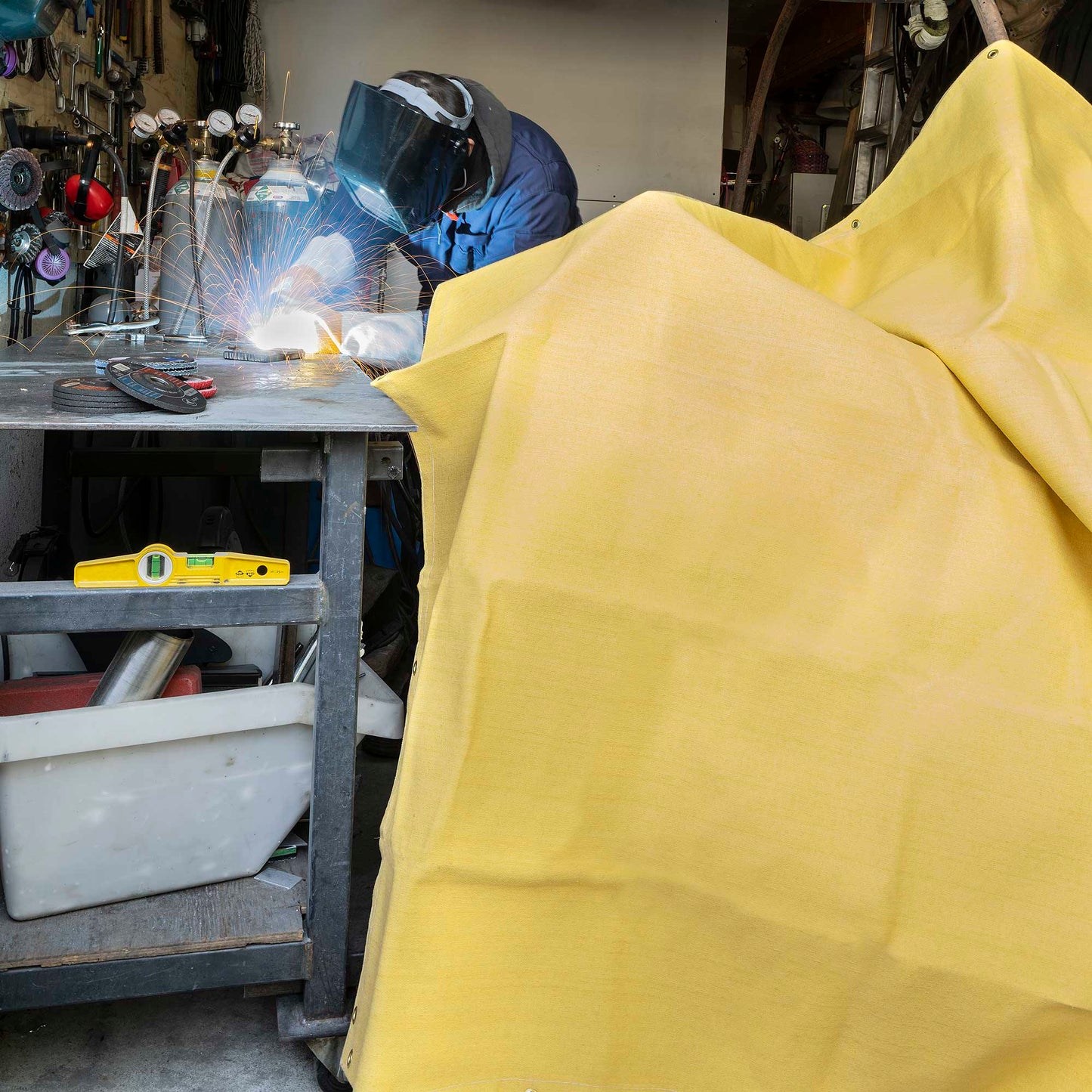 23 oz Acrylic Coated Fiberglass Welding Blanket