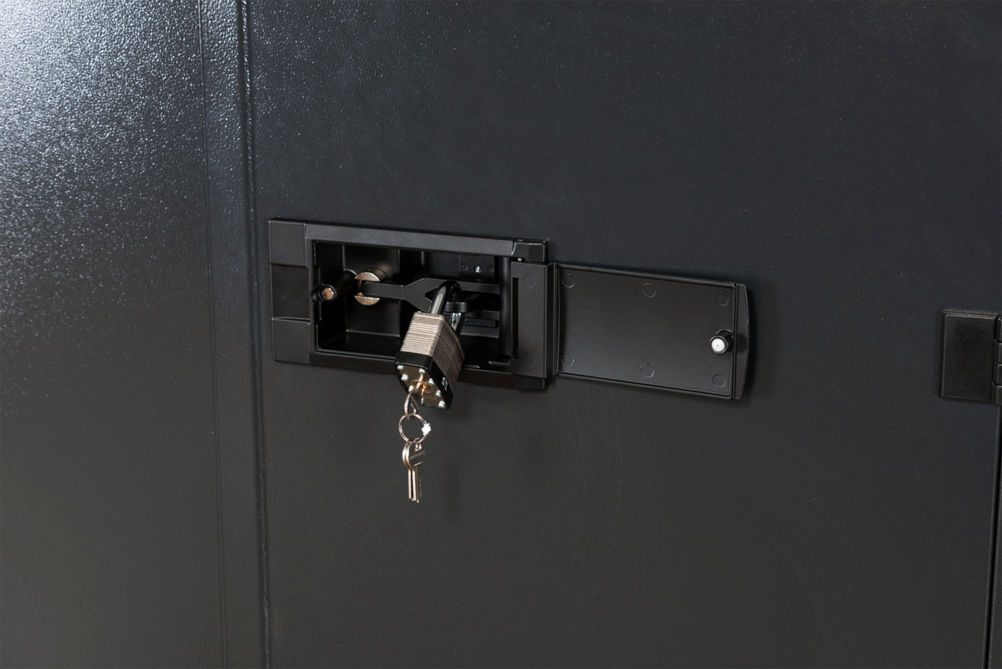 Job box, Vertical Jobsite Storage Box by ArmorGard- Fittingstor Cabinet