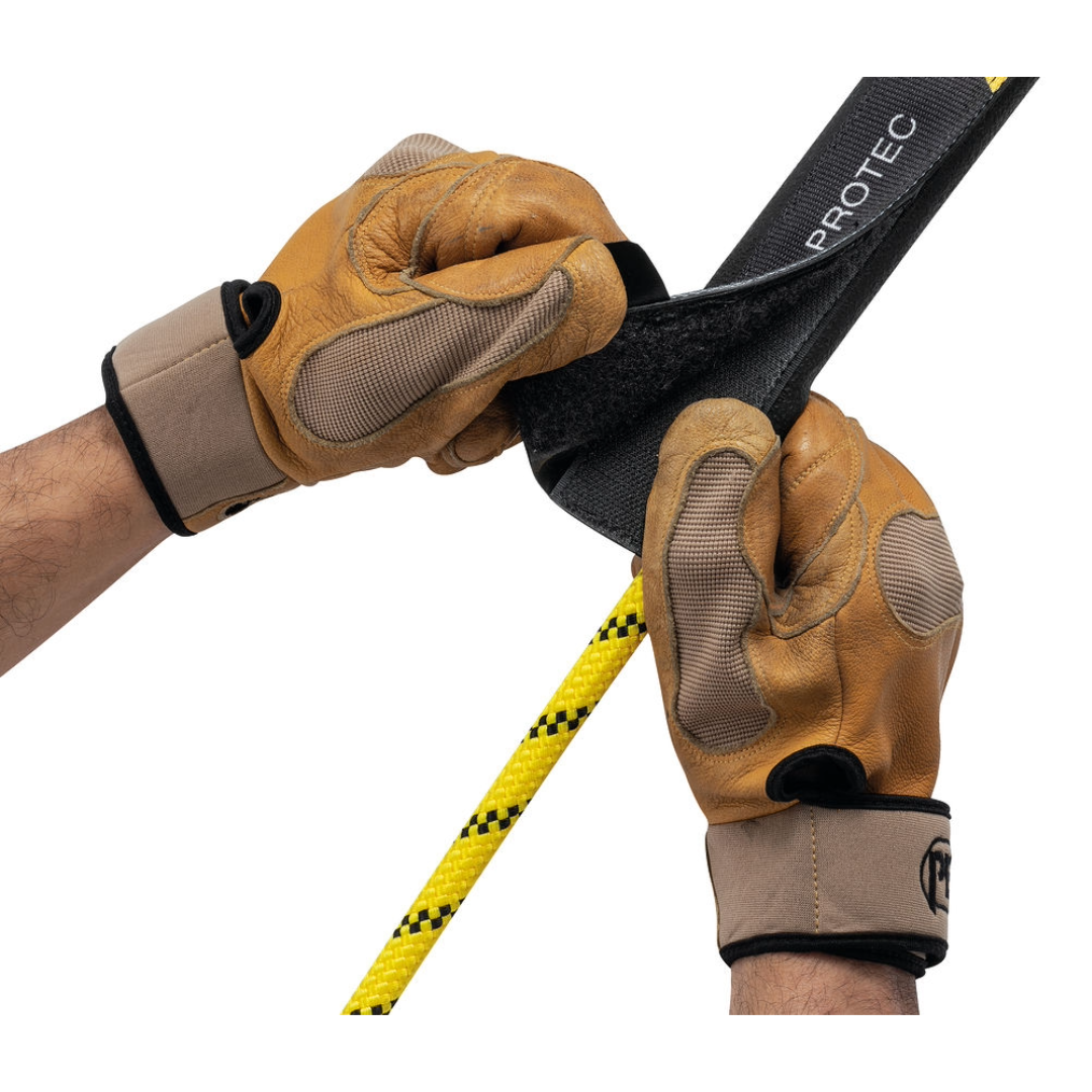 Petzl Flexible protection for a fixed rope