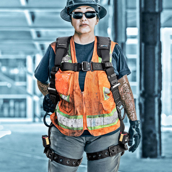 Woman's FT-ONE FIT Harness with Quick Connect Chest and Leg Straps